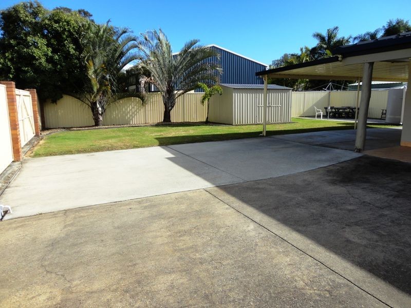 4 Nerang River Drive, Nerang QLD 4211