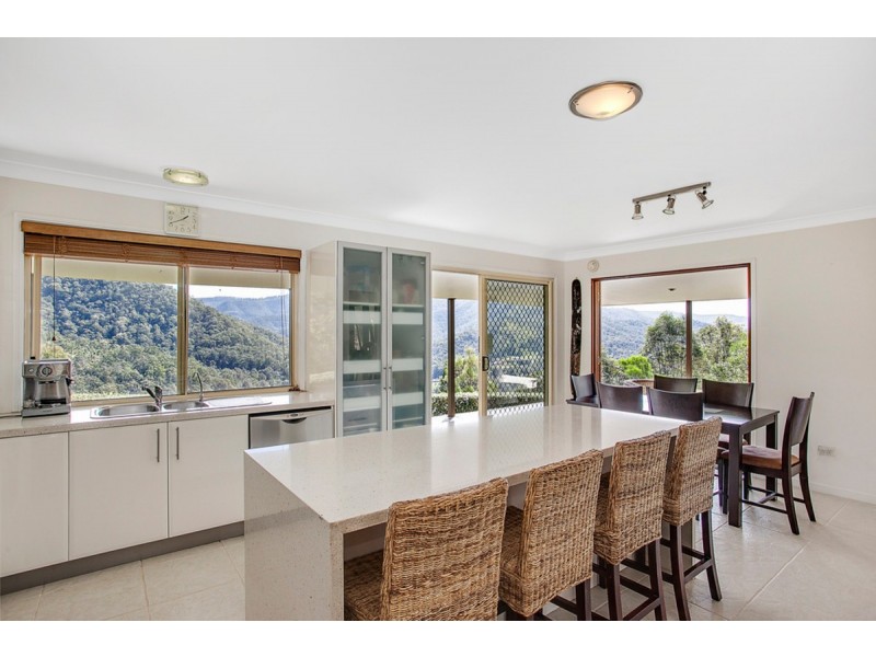 56 Witheren Road, Clagiraba QLD 4211
