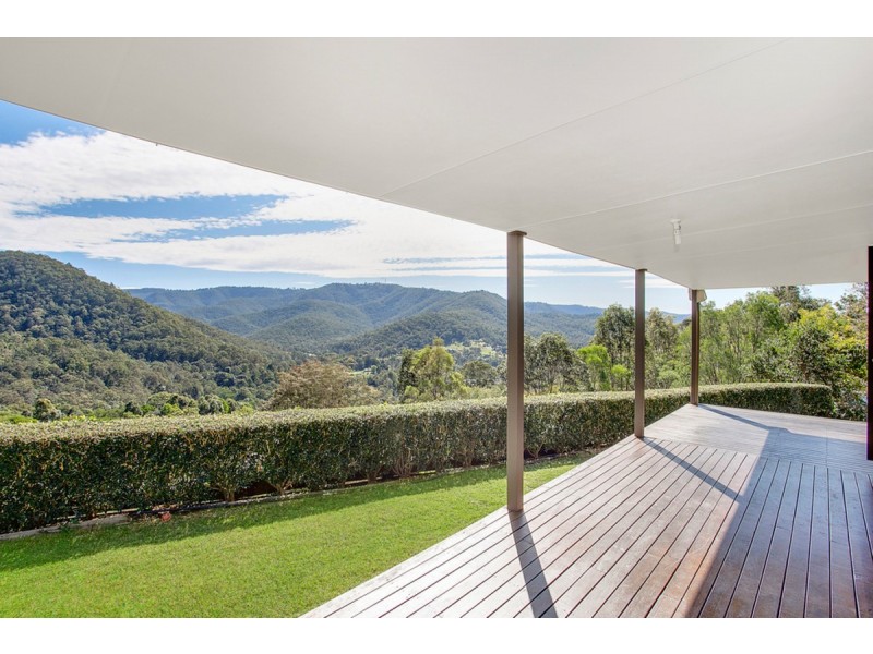 56 Witheren Road, Clagiraba QLD 4211