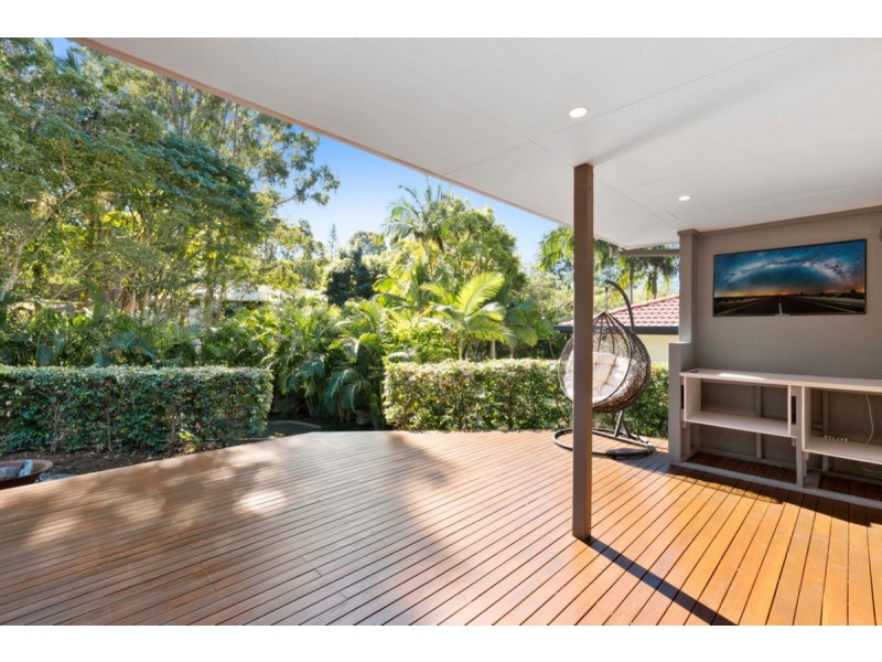 17 Woolmere Street, Carrara QLD 4211