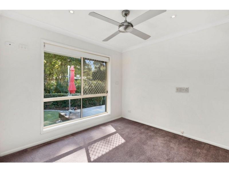 17 Woolmere Street, Carrara QLD 4211