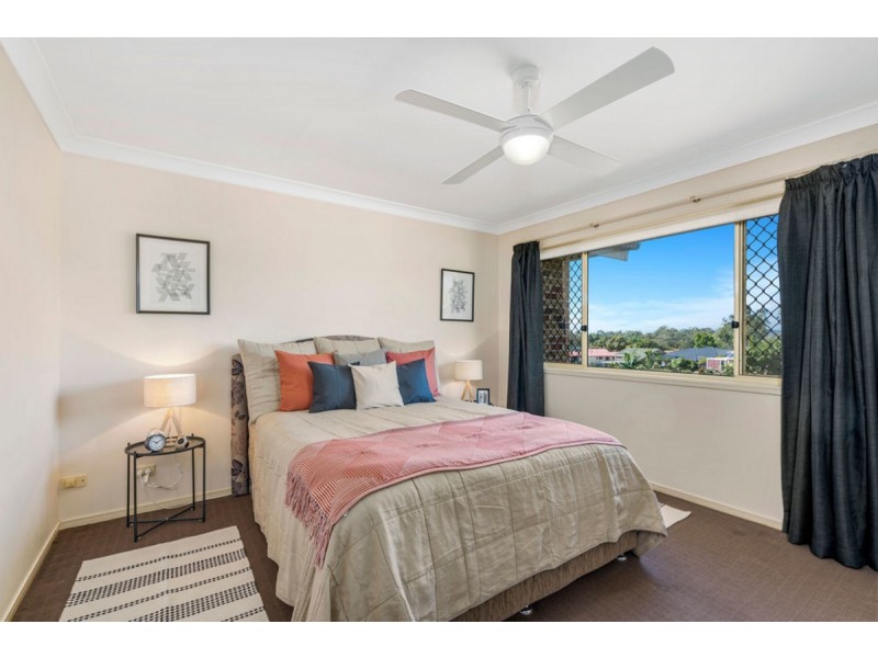 17 Polynesia Avenue, Pacific Pines QLD 4211