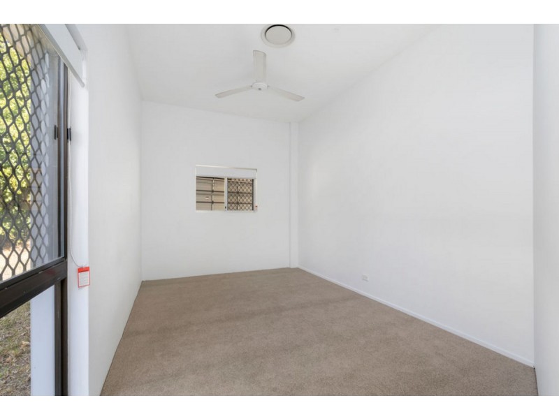 3 Ainsley Avenue, Ashmore QLD 4214