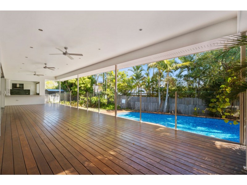 3 Ainsley Avenue, Ashmore QLD 4214