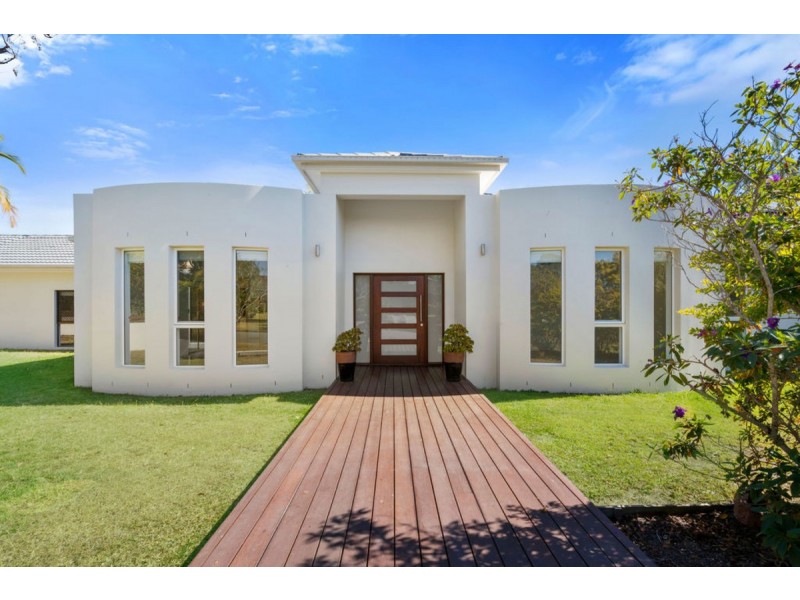 3 Ainsley Avenue, Ashmore QLD 4214