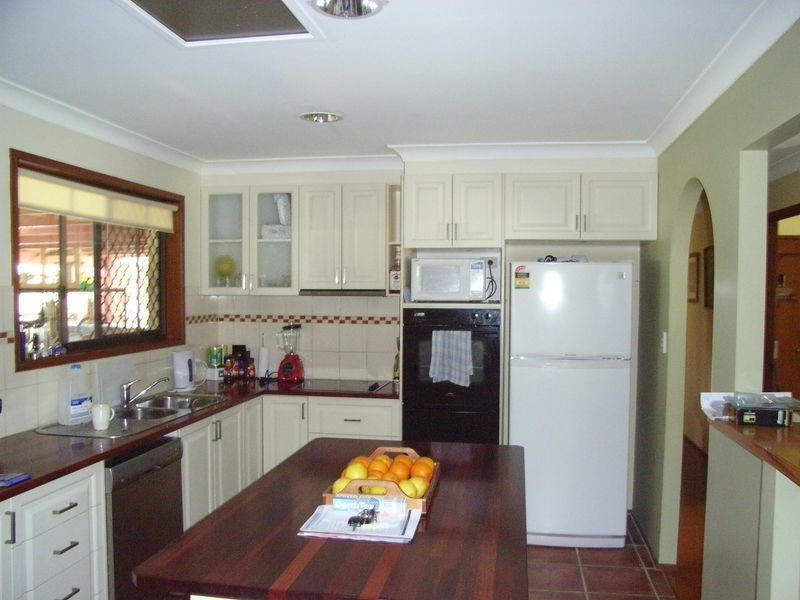 21 Plateau Crescent, Carrara QLD 4211