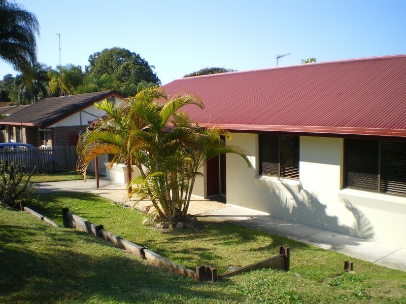 21 Plateau Crescent, Carrara QLD 4211