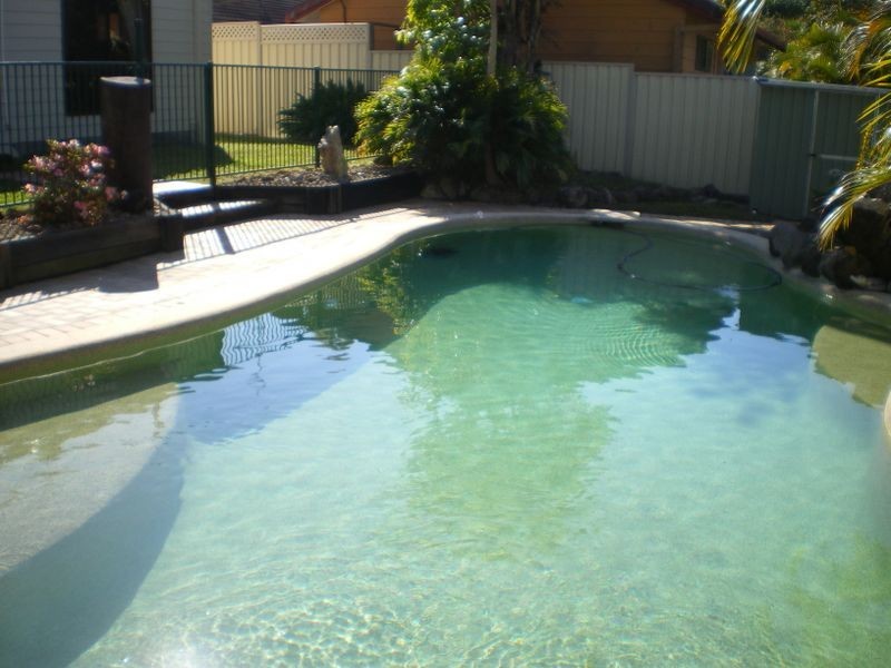 21 Plateau Crescent, Carrara QLD 4211