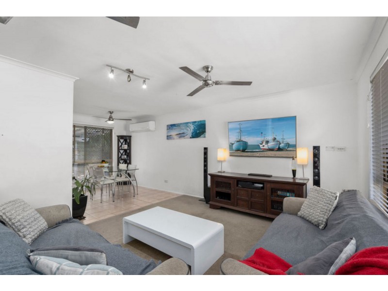 2 Marimar Place, Highland Park QLD 4211