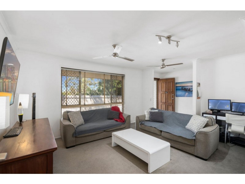 2 Marimar Place, Highland Park QLD 4211