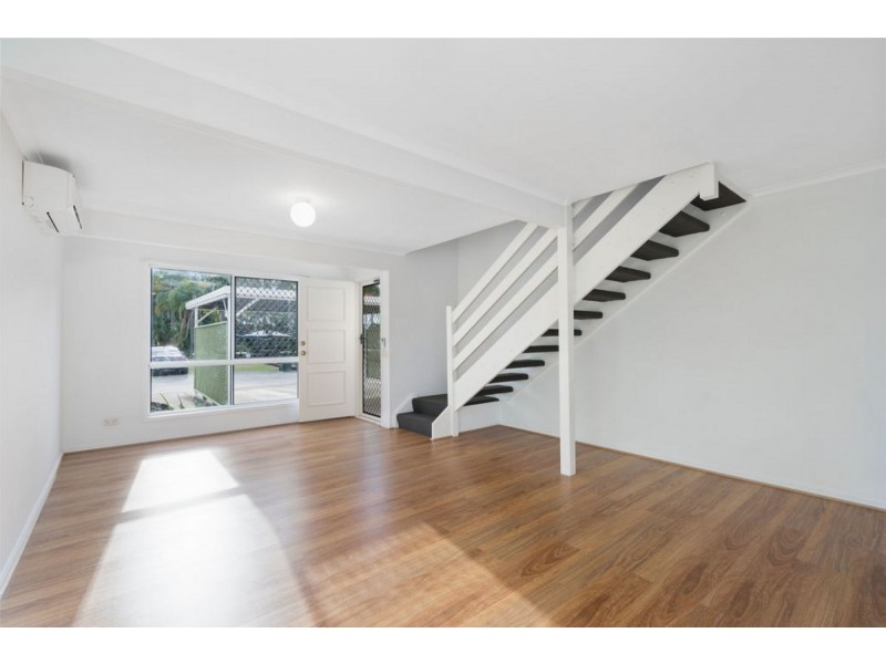 38/125 Pappas Way, Carrara QLD 4211