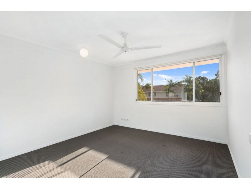 38/125 Pappas Way, Carrara QLD 4211