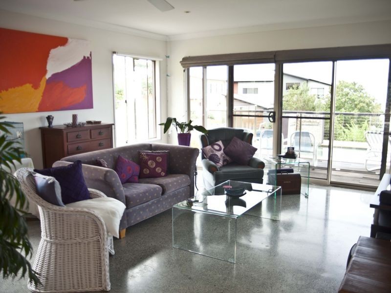 4 Chevron Rise, Highland Park QLD 4211