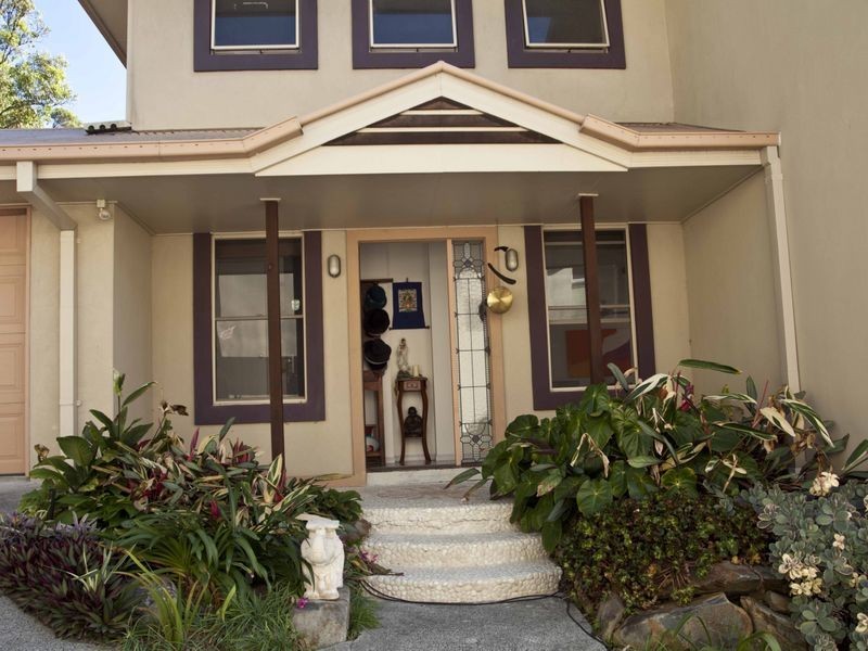4 Chevron Rise, Highland Park QLD 4211