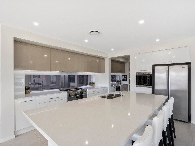 89 Peter Mills Drive, Gilston QLD 4211