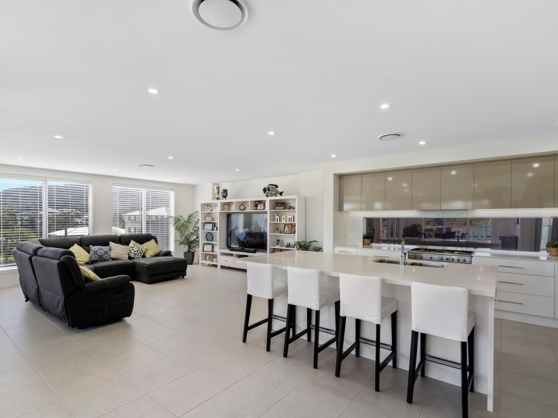 89 Peter Mills Drive, Gilston QLD 4211