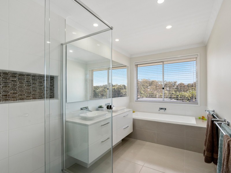 89 Peter Mills Drive, Gilston QLD 4211