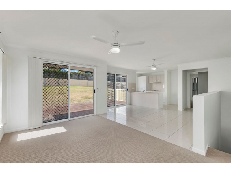 19 Rutherford Circuit, Gilston QLD 4211