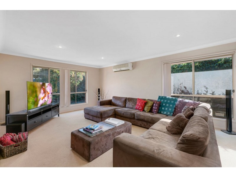 33 Sundew Crescent, Upper Coomera QLD 4209
