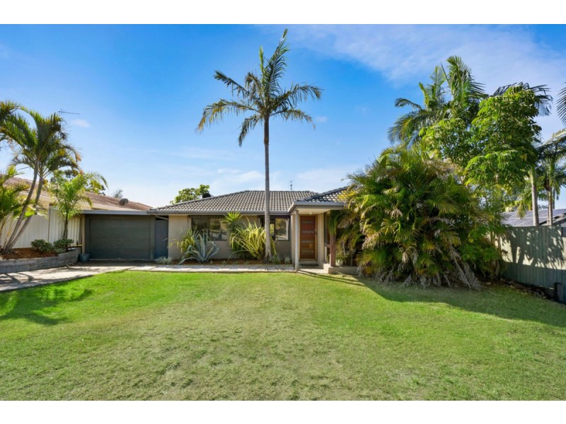 73 Pappas Way, Carrara QLD 4211