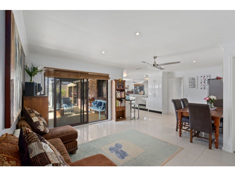 5 Farro Court, Carrara QLD 4211