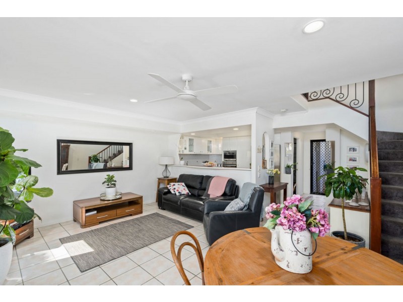 40/60-76 Caseys Road, Hope Island QLD 4212