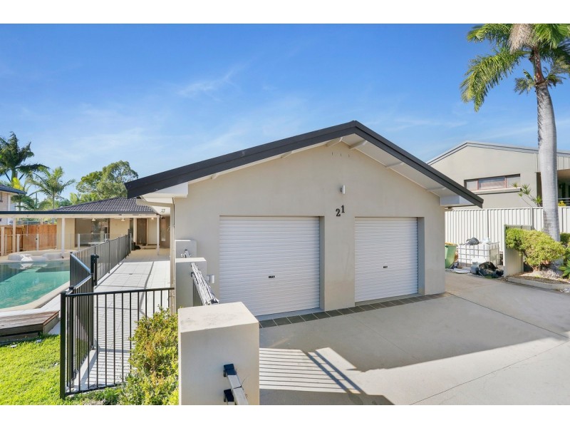 21 Murev Way,, Carrara QLD 4211