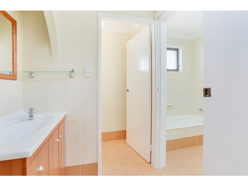 21 Murev Way,, Carrara QLD 4211