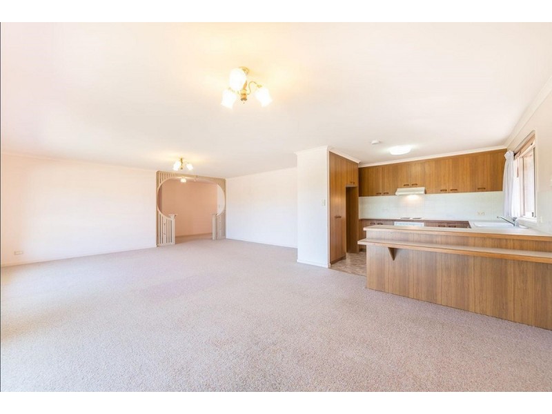 16 Bothwell Street, Robina QLD 4226