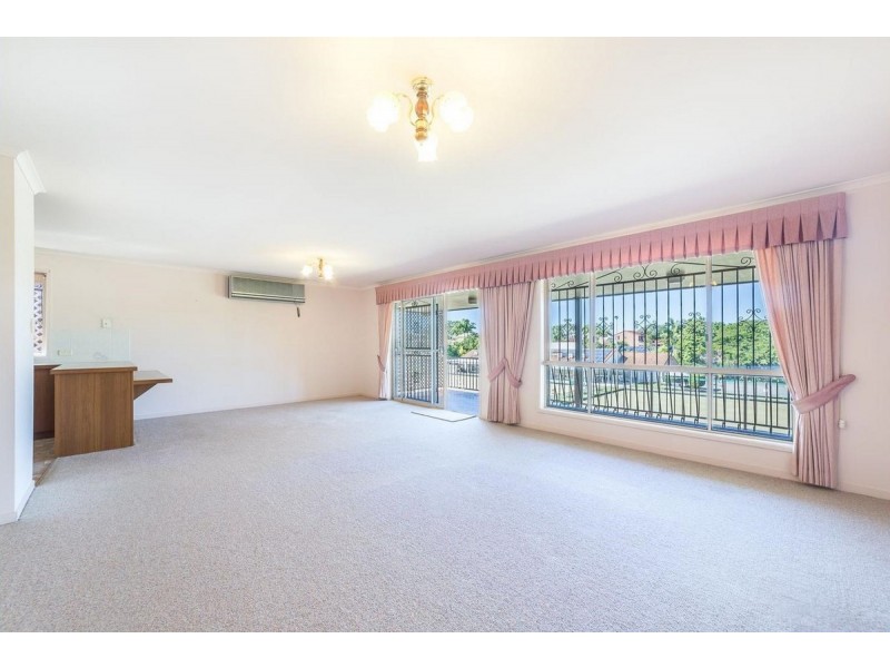 16 Bothwell Street, Robina QLD 4226