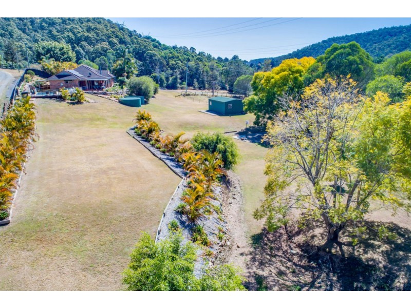 57 Barcoo Court, Clagiraba QLD 4211