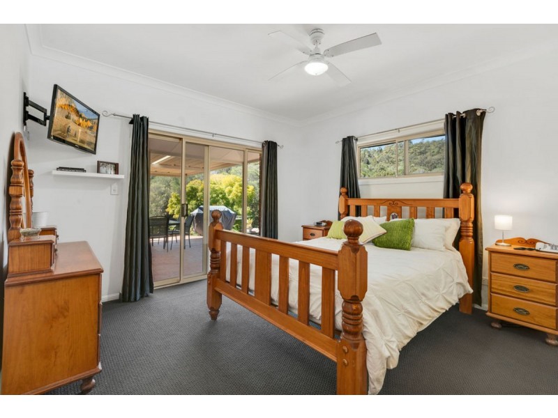 57 Barcoo Court, Clagiraba QLD 4211