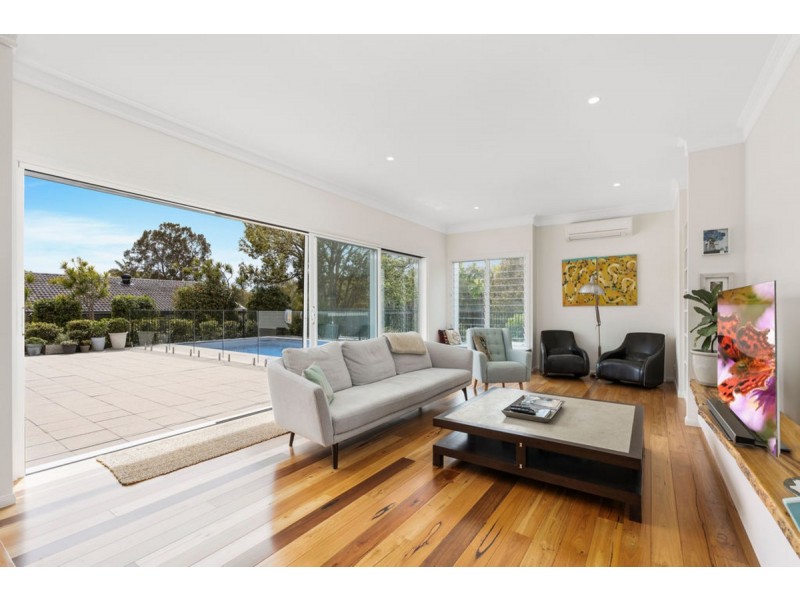 13 Elsemore Court, Carrara QLD 4211