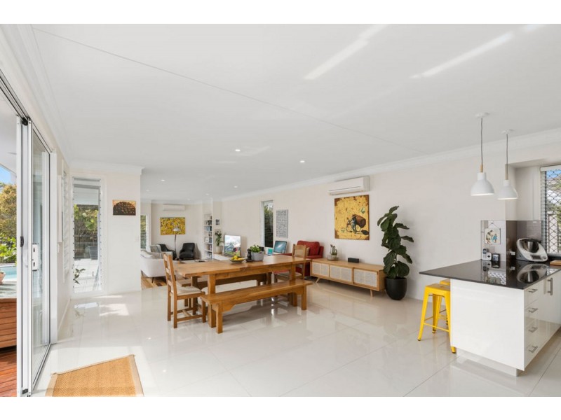 13 Elsemore Court, Carrara QLD 4211