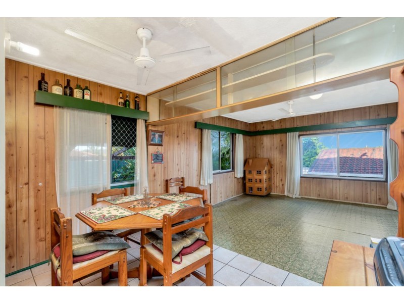 32 Nerang-Broadbeach Road, Nerang QLD 4211