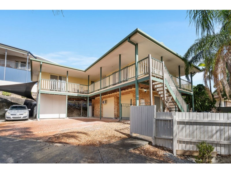 98A Explorers Way, Highland Park QLD 4211