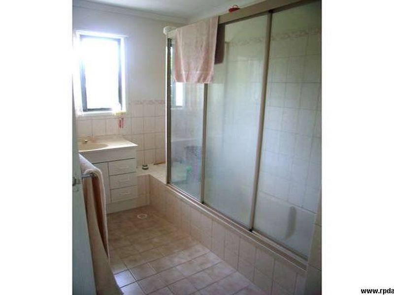 124 Benowa Road, Benowa QLD 4217