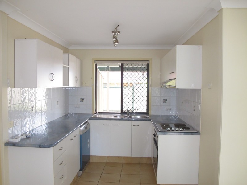 2/19 Guthrie Parade, Carrara QLD 4211