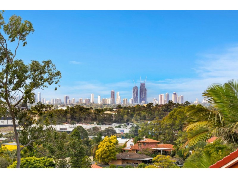 4 Moray Court, Highland Park QLD 4211