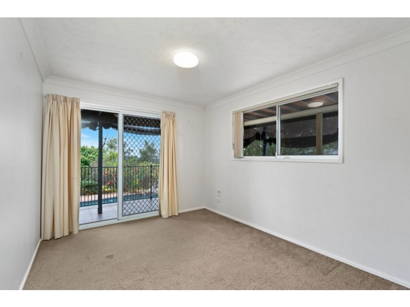 4 Moray Court, Highland Park QLD 4211