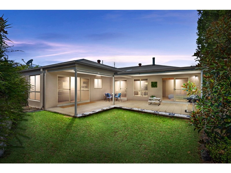 18 Peter Mills Drive, Gilston QLD 4211