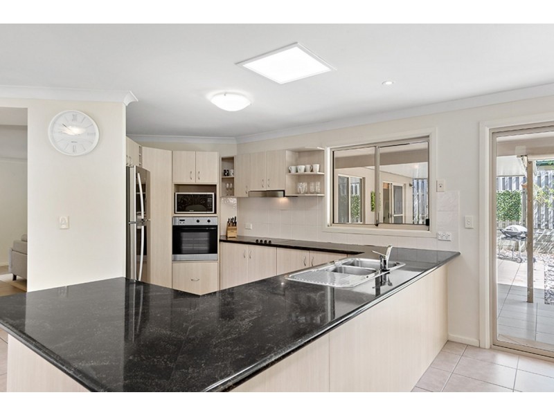 18 Peter Mills Drive, Gilston QLD 4211