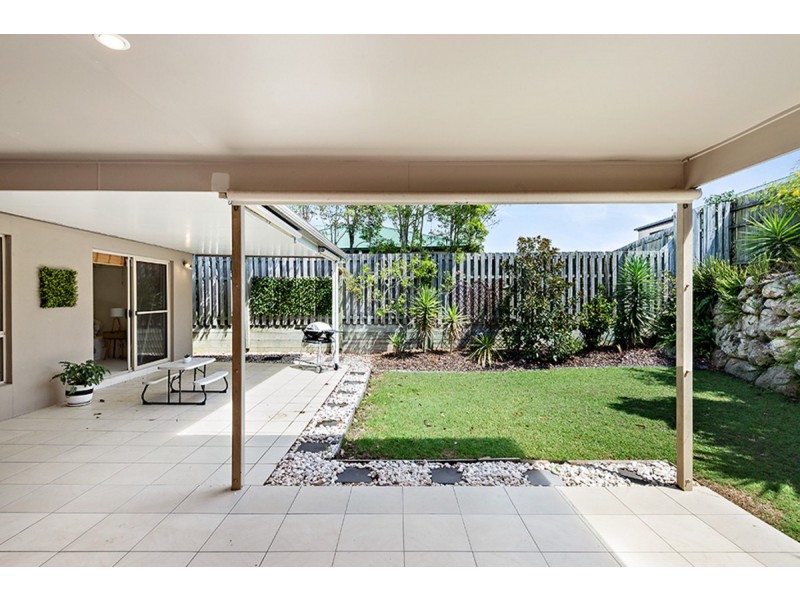 18 Peter Mills Drive, Gilston QLD 4211