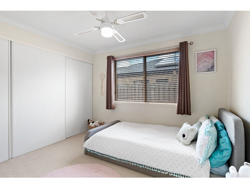 18 Peter Mills Drive, Gilston QLD 4211