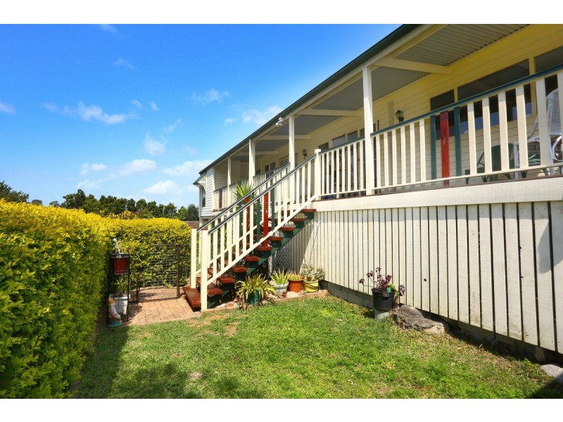 54 Pacific Pines Boulevard, Pacific Pines QLD 4211