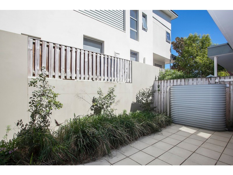 23/1 Boulton Drive, Nerang QLD 4211