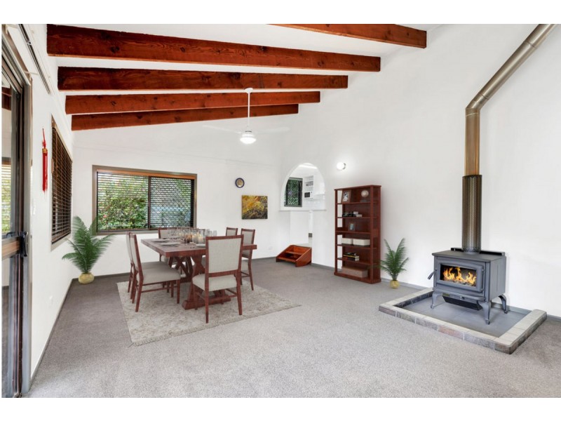 36 North Road, Lower Beechmont QLD 4211