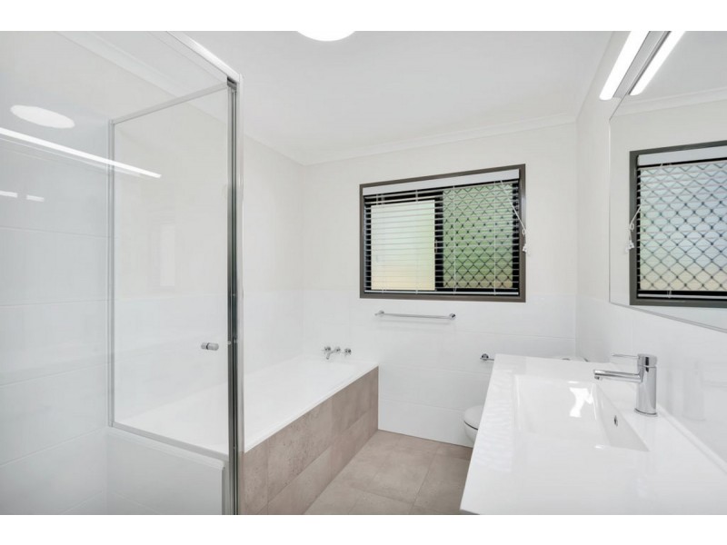 36 North Road, Lower Beechmont QLD 4211