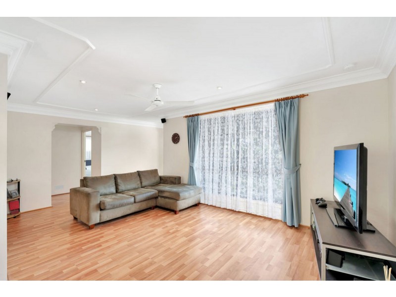 17 Kilmarnock Close, Highland Park QLD 4211