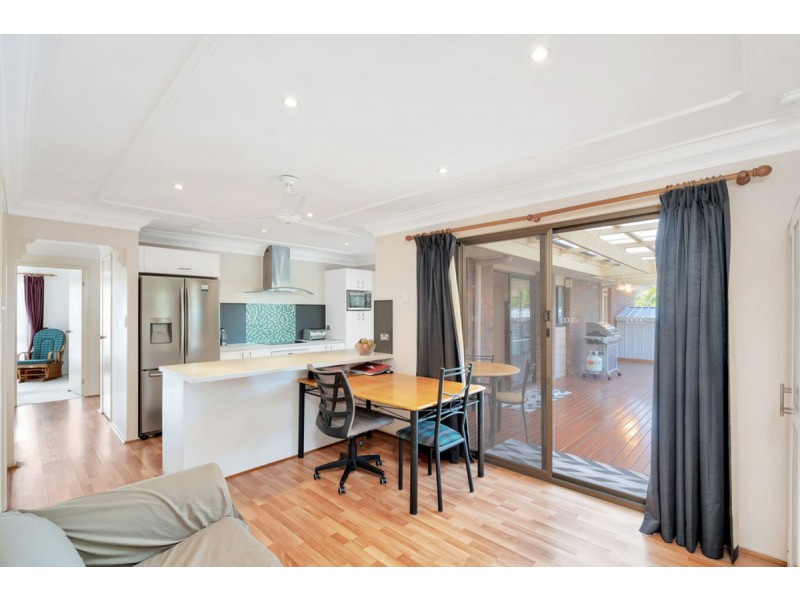 17 Kilmarnock Close, Highland Park QLD 4211